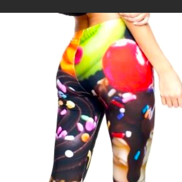 One Size Fits Most Cupcake Leggings - Picture 3 of 4